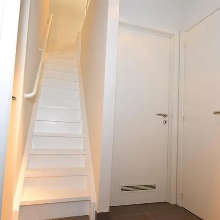 Karls Place Duplex 3 Bedrooms Side Sea View, Free Parking Apartment Knokke-Heist